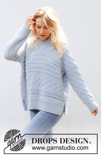 Snow Flake Sweater / DROPS 243-32 - Sweter na drutach, w poprzek robótki, z włóczek DROPS Merino Extra Fine i DROPS Kid-Silk. Z warkoczami, ściegiem ażurowym, podwójnym wykończeniem dekoltu i pęknięciami na bokach. Od XS do XXL.