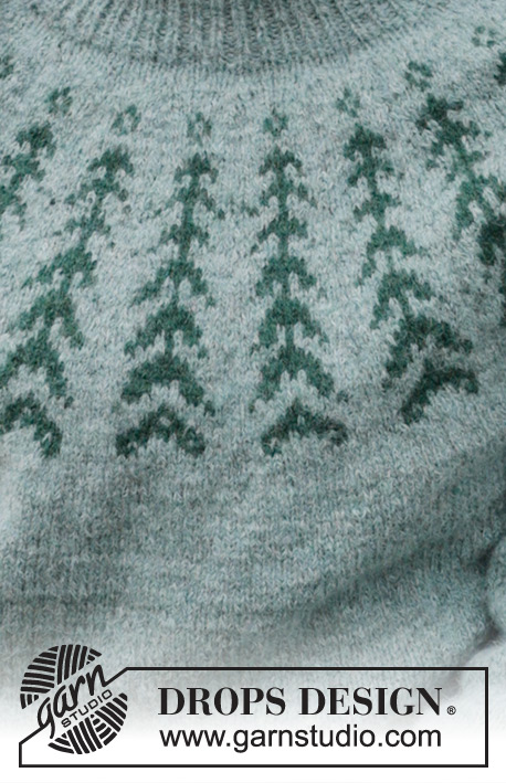 Ancient Woodlands Sweater / DROPS 244-1 - Gebreide trui in DROPS Sky. Het werk wordt van boven naar beneden gebreid met dubbele halsrand, ronde pas, Scandinavisch patroon en split in de zijkanten. Maten S - XXXL.