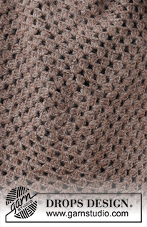 Chestnut Bay / DROPS 244-14 - Sweter na szydełku z włóczek DROPS Brushed Alpaca Silk i DROPS Flora. Przerabiany od środka, po kwadracie. Od S do XXXL.