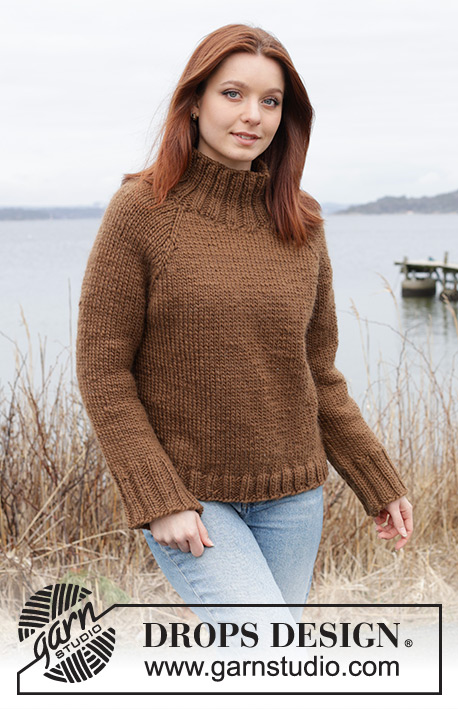Autumn Amber Sweater / DROPS 244-25 - Stickad tröja i DROPS Snow. Arbetet stickas uppifrån och ner i slätstickning med raglan och hög halskant. Storlek S - XXXL.