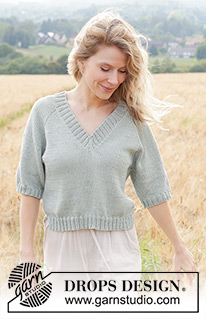 Spring Novel / DROPS 249-33 - Knitted top/T-shirt in DROPS Muskat or DROPS Merino Extra Fine. The piece is worked top down with stocking stitch, raglan, V-neck, short sleeves and split in sides. Sizes XS - XXL.
