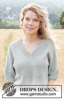 Spring Novel / DROPS 249-33 - Knitted top/T-shirt in DROPS Muskat or DROPS Merino Extra Fine. The piece is worked top down with stockinette stitch, raglan, V-neck, short sleeves and split in sides. Sizes XS - XXL.