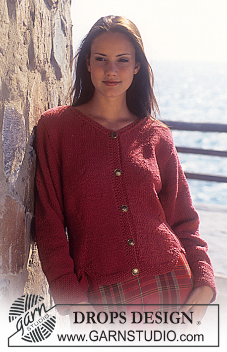 DROPS 51-14 - Rozpinany sweter na drutach, z włóczki DROPS Silke, z dekoltem V. Od S do L
