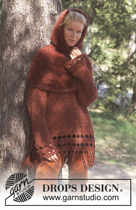 Lady Locksley / DROPS 66-20 - Crochet DROPS jumper with fringe in Tynn Cotton Chenille and shoulder warmer with hood in Pelliza