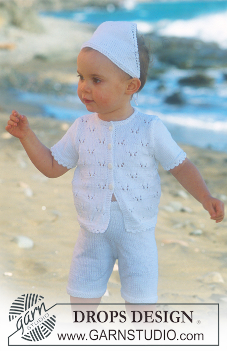 Verine / DROPS Baby 10-6 - Jacke mit kurzen Ärmeln, Shorts und Tuch in Safran 

