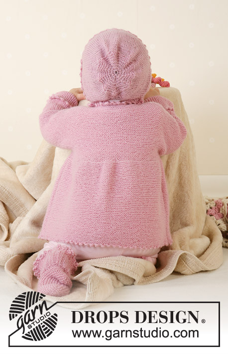 Josie / DROPS Baby 14-7 - Knitted jacket with seamless sleeves, bonnet and socks in garter stitch in DROPS Alpaca. Sizes for baby and children, 1 month to 4 years.