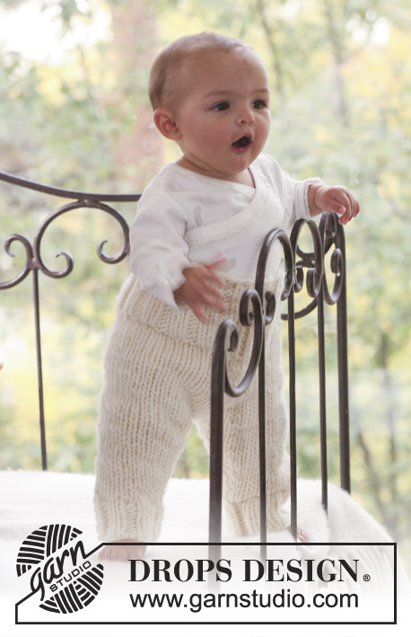 Tobias / DROPS Baby 16-21 - Calças tricotadas em DROPS Snow para bebés e crianças