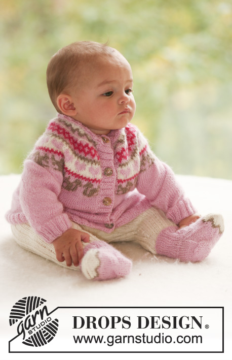 Baby Squirrel / DROPS Baby 17-18 - Set of knitted cardigan with round yoke, squirrel and heart detail, plus socks and pants in rib st for baby and children in DROPS Alpaca