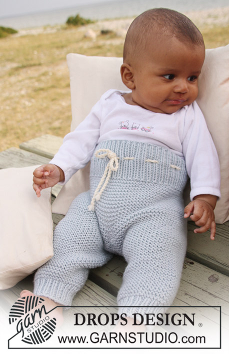 Boo Blue Pants / DROPS Baby 20-25 - Vauvan ja lapsen neulotut housut DROPS Merino Extra Fine -langasta. Työssä on ainaoikeinneuletta.