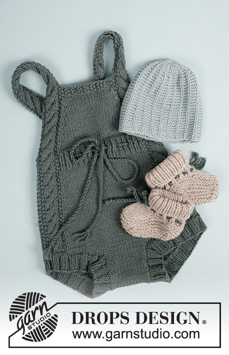 Tiny Kicks / DROPS Baby 33-24 - Pantufas tricotadas em canelado e ponto jarreteira para bebé, em DROPS Merino Extra Fine. Tamanhos : 0 - 4 anos