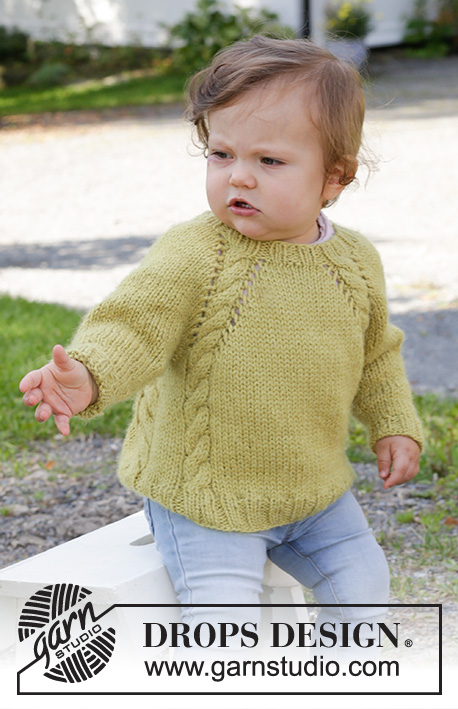 Baby Leaf Sweater / DROPS Baby & Children 38-9 - Stickad tröja till baby och barn i DROPS Alaska. Arbetet stickas med raglan och flätor, uppifrån och ner. Storlek 6 månader – 8 år.