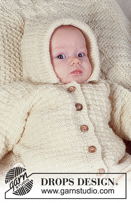 Lemon Souffle / DROPS Baby 4-1 - DROPS vest met of zonder capuchon in textuurpatroon, broek en sokken van BabyMerino. Deken van Karisma. Thema: babydeken