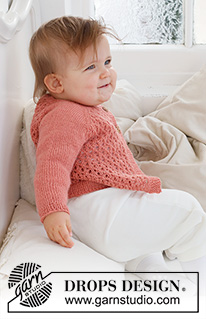 Cotswolds Cardigan / DROPS Baby 43-2 - Gilet tricoté de haut en bas pour bébé, avec emmanchures raglan et point ajouré, en DROPS Flora. Du 0 au 2 ans.