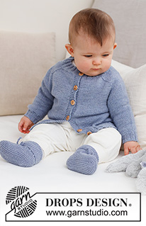 Blue Pebbles Cardigan / DROPS Baby 43-3 - Strikket jakke til baby i DROPS BabyMerino. Arbeidet strikkes ovenfra og ned med sadelskulder. Størrelse Prematur til 2 år.