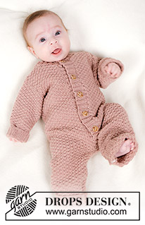 Lili Rose / DROPS Baby 45-5 - Stickad heldress till baby i DROPS BabyMerino. Arbetet stickas uppifrån och ner med moss-stickning. Storlek 0 – 4 år.