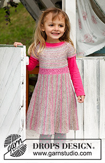 Twirly Girlie / DROPS Children 23-2 - Strikket kjole med rundfelling og skjørt i riller strikket fra side til side med forkortede pinner, i DROPS Fabel. Til barn i størrelse 3 til 12 år
