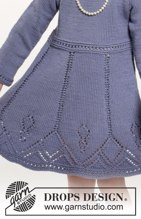Wendy Darling / DROPS Children 26-6 - Robe tricotée avec point ajouré et bandeau assorti en DROPS Cotton Merino. Pour enfant du 2 au 10 ans