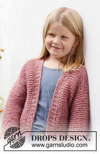 Lovely Camellia Jacket / DROPS Children 40-12 - Dziecięcy sweter rozpinany na drutach, z włóczek DROPS Nepal i DROPS Kid-Silk. Przerabiany ściegiem francuskim z brzegami ściągaczem. Od 3 do 14 lat.