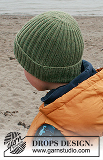 Winter Fun / DROPS Children 41-27 - Bonnet enfant tricoté en DROPS BabyMerino. Se tricote en côtes avec revers. Du 2 au 12 ans