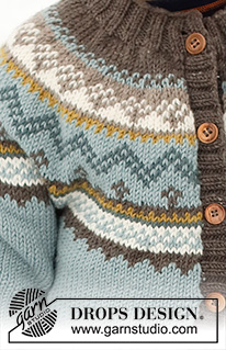 Edge of the Woods Jacket / DROPS Children 41-7 - Rozpinany dziecięcy sweter na drutach, przerabiany od góry do dołu, z zaokrąglonym karczkiem i żakardem norweskim, z włóczki DROPS Merino Extra Fine. Od 2 do 12 lat.