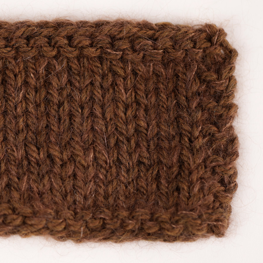 Yarn combinations knitted swatches alaska71-kidsilk35
