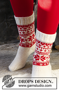 Free patterns - Weihnachtliche Socken & Hausschuhe / DROPS Extra 0-1202