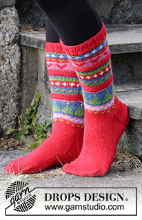 Free patterns - Weihnachtliche Socken & Hausschuhe / DROPS Extra 0-1397