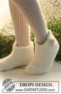 Free patterns - Weihnachtliche Socken & Hausschuhe / DROPS Extra 0-517