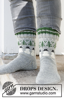 Free patterns - Weihnachtliche Socken & Hausschuhe / DROPS 233-16