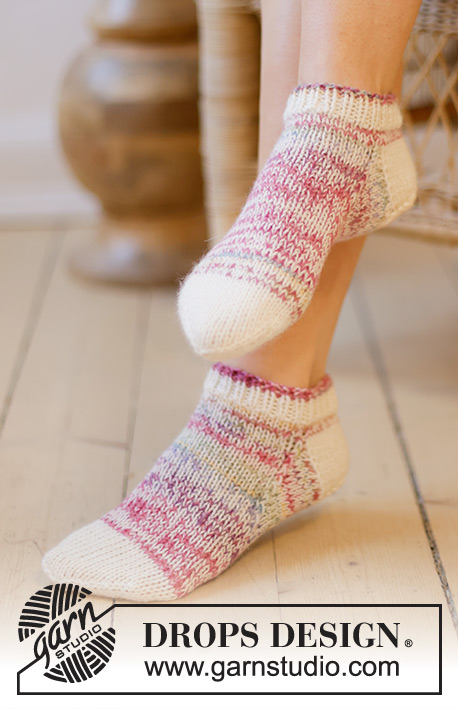 DROPS Design free patterns - Calcetines para mujer