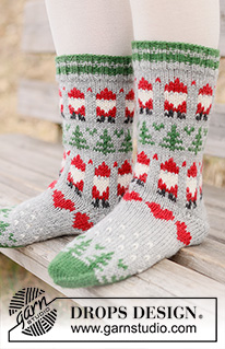 Free patterns - Weihnachtliche Socken & Hausschuhe / DROPS Children 44-20