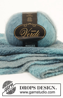 Brisa de Mar / DROPS Extra 0-1037 - Knitted DROPS blanket in garter st in ”Verdi” – worked from corner to corner.