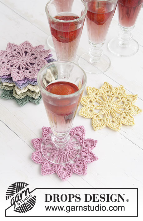 Floral Toast / DROPS Extra 0-1305 - Crochet DROPS coasters in “Muskat”.