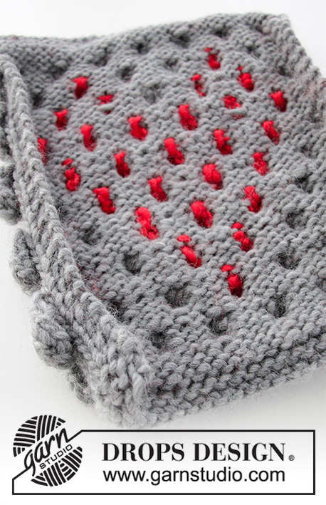 Hot Heart / DROPS Extra 0-1431 - Knitted and felted trivet in DROPS Snow. The piece is worked with bobbles and heart. Theme: Christmas.