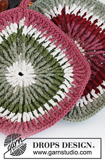 Seasons Comforts / DROPS Extra 0-1518 - Crocheted pot-holder in DROPS Paris. The piece is worked in the round with relief-pattern and stripes. Theme: Christmas.