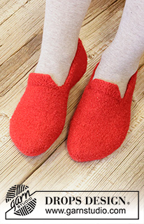 Christmas Steps / DROPS Extra 0-1545 - Knitted and felted slippers in DROPS Alaska for kids and adults. Size 26-46. Theme: Christmas.