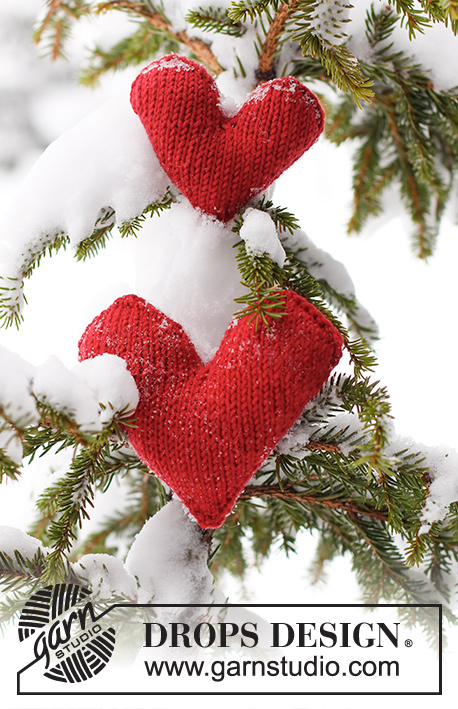 Winter's Love / DROPS Extra 0-1556 - Serca na drutach z włóczki DROPS Merino Extra Fine. Temat: Boże Narodzenie.