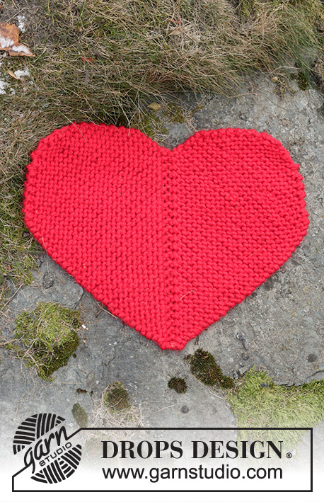 Heart Seatpad / DROPS Extra 0-1620 - Knitted seating pad / heart in 2 strands DROPS Snow Piece is knitted back and forth as a domino square with loops on 2 of the sides. Theme: Valentine.