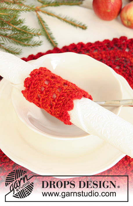 Dining Elegance / DROPS Extra 0-728 - Crochet table mat and serviette ring in DROPS Delight and DROPS Alpaca. Theme: Christmas