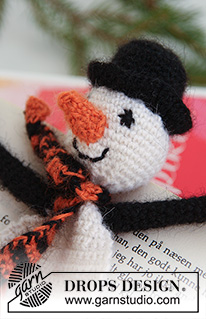 Frosty the Bookman / DROPS Extra 0-737 - Crochet snowman bookmark in DROPS Alpaca. Theme: Christmas