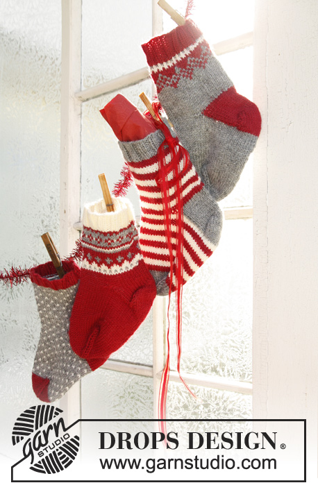 Kringle Toes / DROPS Extra 0-855 - Strikket DROPS kalendersokker til jul i ”Karisma”