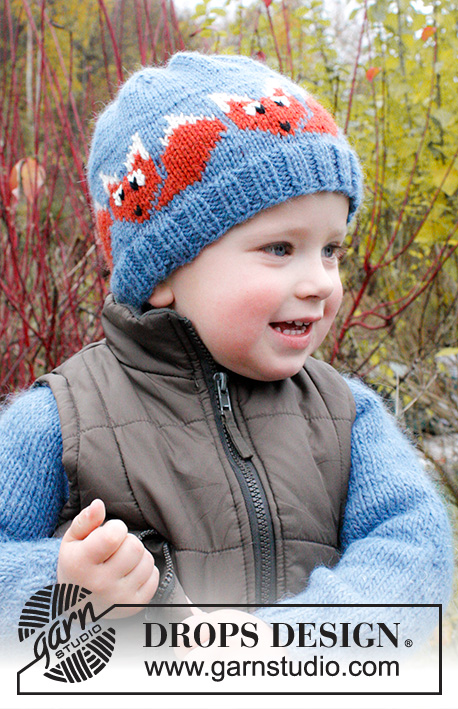 BN hand-knitted hat royal bleu 3-6 mois DK1 