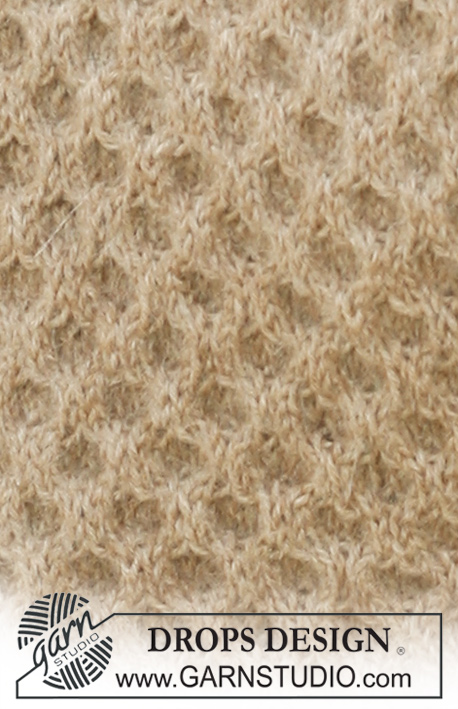 Gazebo / DROPS 117-20 - Colete DROPS tricotado em ponto jarreteira com tranças em « Classic Alpaca » ou Puna. Do S ao XXXL.