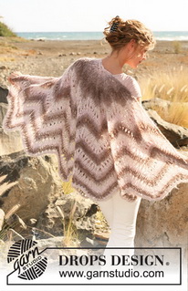 Scheherazade / DROPS 130-1 - Knitted DROPS shawl with lace and zigzag pattern in “Verdi”.