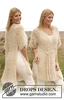 Beach Princess / DROPS 138-16 - Knitted DROPS poncho with lace pattern in ”Symphony” or Melody. Size: S - XXXL.