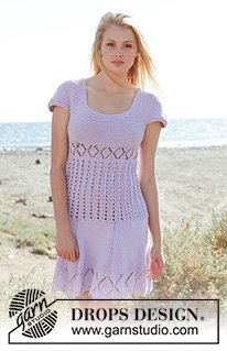 Emma / DROPS 148-12 - Stickad DROPS klänning i ”Cotton Light” med korta ärmar, hålmönster och rätstickning. Stl S - XXXL.