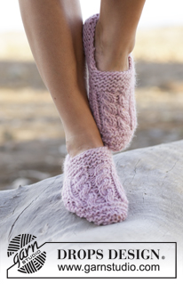 Cozy Spring / DROPS 160-22 - Knitted DROPS slippers in garter st with cables in Andes. Size 35 - 42