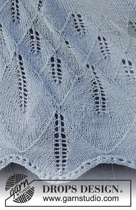 Soft Hug / DROPS 166-49 - Strikket DROPS sjal i ”BabyAlpaca Silk” med hulmønster