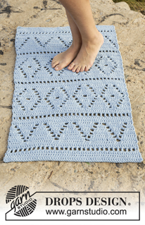 Boardwalk / DROPS 170-41 - Crochet DROPS rug with lace pattern in 2 strands Paris.