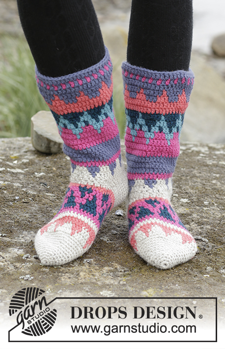 Colorful Winter / DROPS 172-16 - Crochet DROPS socks with multi-coloured pattern in Nepal. Size 35 - 43